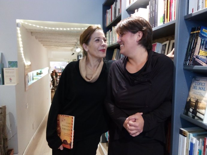 Emma Vilarasau y Montse Barderi en la presentación de 'Camí d'anada i tornada'