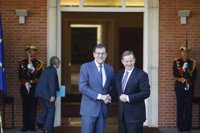 Rajoy dice a Puigdemont que no autorizará referéndum y le pide no dejar la "silla vacía" en Conferencia de Presidentes