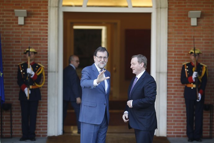 Rajoy recibe en La Moncloa al primer ministro de Irlanda, Enda Kenny