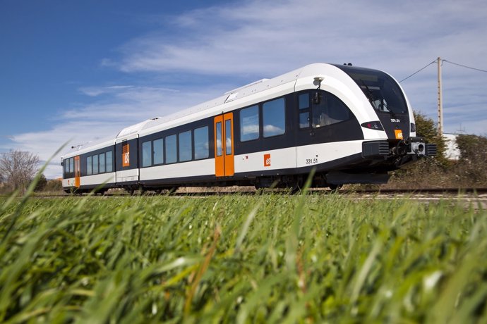 Tren de FGC de la línea Lleida-La Pobla de Segur