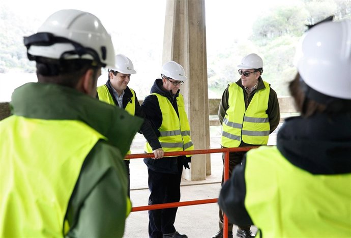Ignacio Galán, presidente de Iberdrola, visita una instalación de la compañía