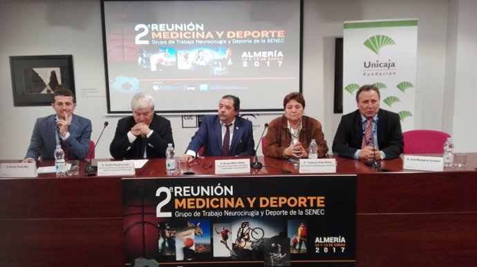 Ponencia del encuentro de Medicina y Deporte celebrado en Almería.