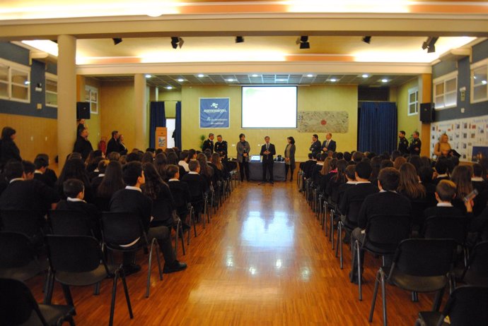 Imagen de las charlas incluidas en el Plan Director en un colegio de Alcantaril