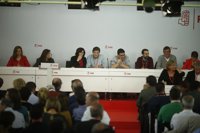 El PSOE pondrá mañana fecha a su Congreso en un Comité Federal dividido y pendiente de los posibles candidatos