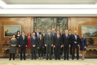 Tolón y Mariscal, en La Zarzuela con el Rey y los alcaldes de las Ciudades Patrimonio de la Humanidad de España