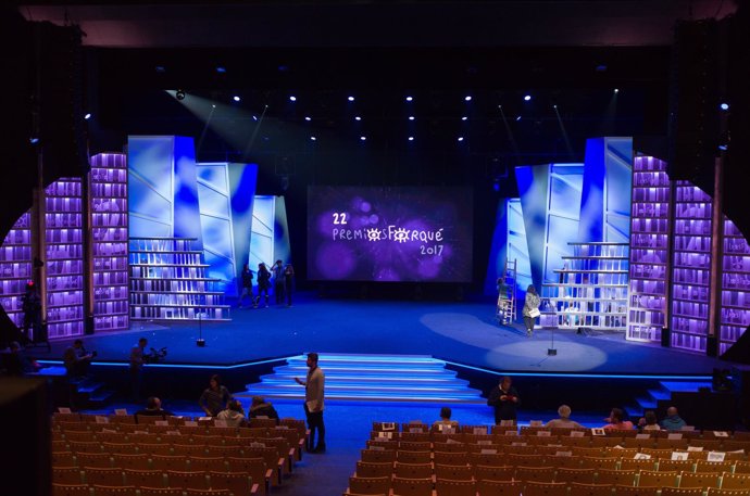 Preparación del Teatro de la Maestranza