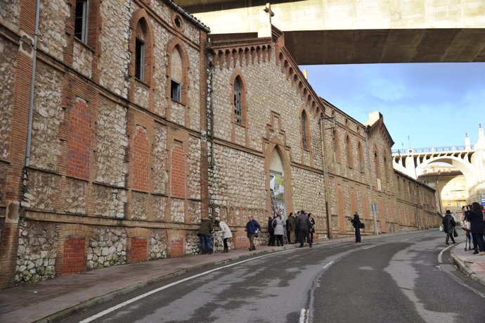 Fachada del antiguo asilo de Teruel