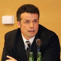 Herido leve el presidente de la Corporación del Cobre de Chile tras recibir un paquete explosivo