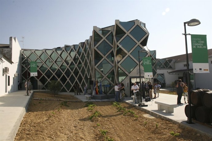 Centro del Vino del Condado de Huelva en Bollullos Par del Condado.