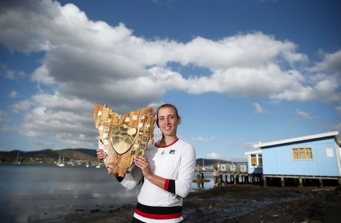 Elise Mertens Hobart