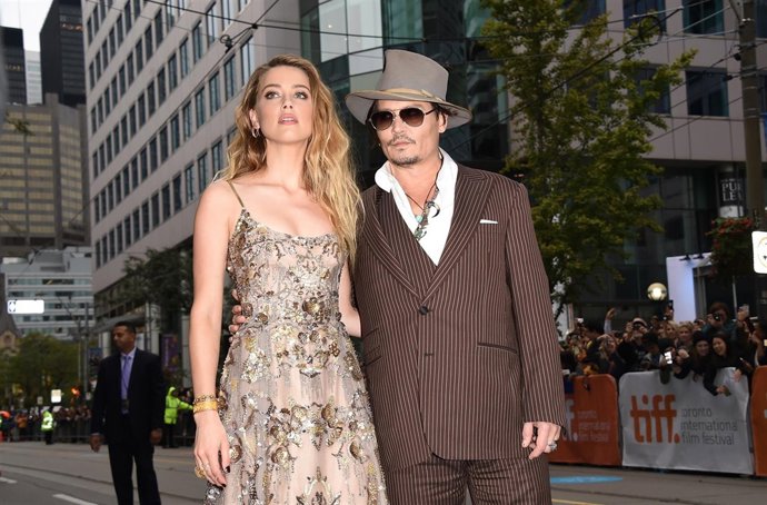 AMBER HEARD JOHNNY DEPP