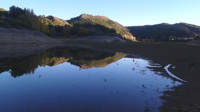 Embalse de la Cuenca del Ebro