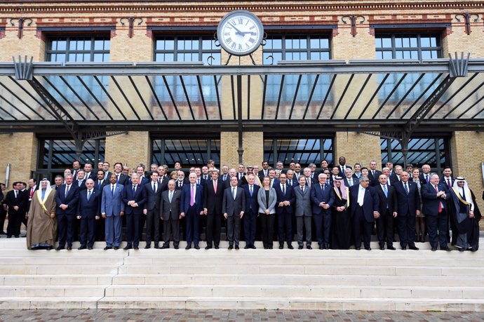 Participantes en la Conferencia de Paz de París sobre Oriente Próximo