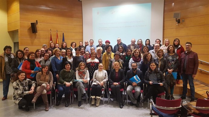 Foto/ Reunión De Violante Tomás Con Los Concejales De Servicios Sociales