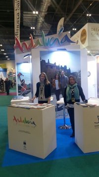 Andalucía promociona la oferta de sus puertos andaluces en el Salón Náutico de Londres