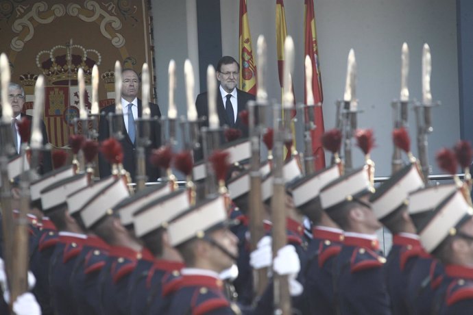 Mariano Rajoy y Pío García Escudero en el Desfile del 12-O