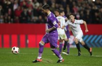 LaLiga denuncia cánticos contra el Real Madrid y Sergio Ramos en el Sánchez-Pizjuán