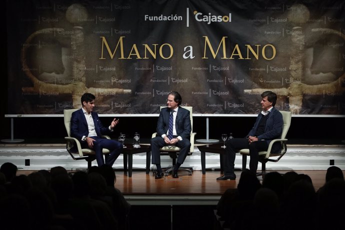 López y Simóy Cayetano Martínez Irujo en el Mano a mano de Cajasol