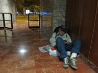 El Ayuntamiento de Barcelona aloja a 66 personas sin techo por la Operación Frío