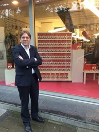 Verhofstadt se retira y los liberales europeos votarán al candidato del PPE para presidir la Eurocámara