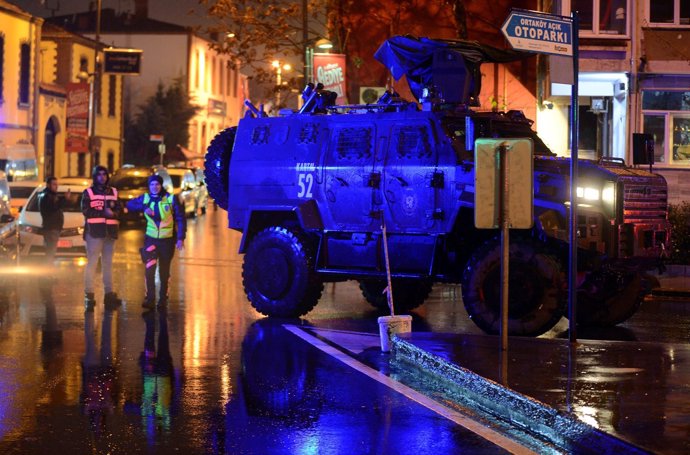 Atentado terrorista contra una discoteca en Estambul, Turquía