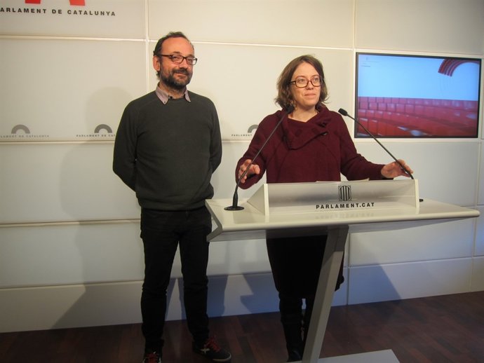 Los diputados de la CUP B.Salellas y E.Reguant.