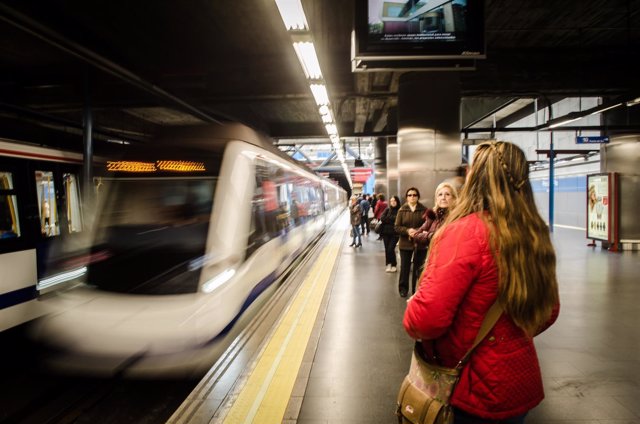 Metro de Madrid, Principe pío, vías de metro, estación de metro