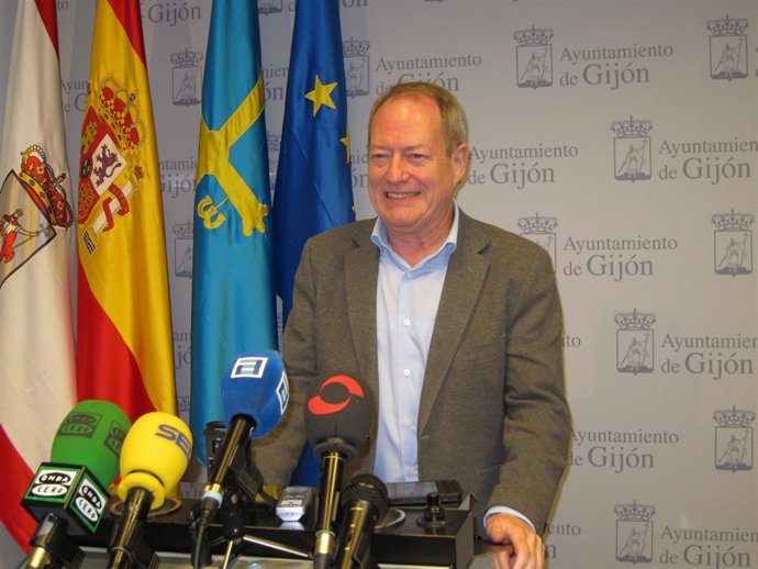 El portavoz de IU en el Ayuntamiento de Gijón, Aurelio Martín.