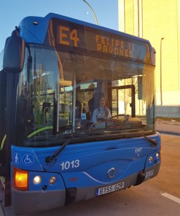 Autobús de la línea exprés E4 que conecta Pavones con Felipe II.