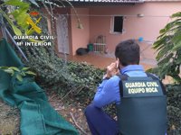 Sucesos.- Detenidos tres hombres acusados de 28 robos en viviendas de la Marina Alta