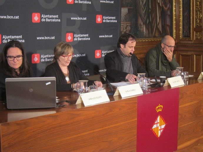 Aida Guillén, Lola López, Jaume Asens y Mustapha Aoulad Sellam