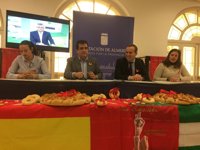 Los vecinos de Lubrín lanzarán miles de roscos de pan sobre San Sebastián