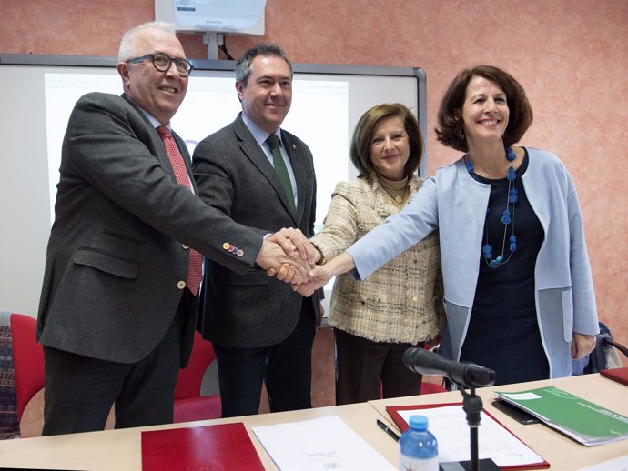 Firma del protocolo para retomar el CODE del Polígono Sur en Sevilla