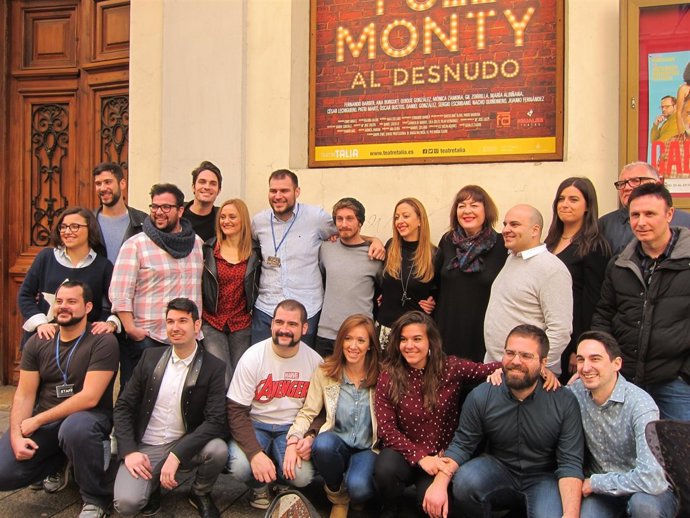 Presentación de Full Monty al desnudo en el Talia