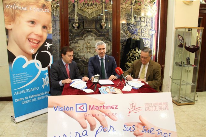 Presentación de la campaña solidaria