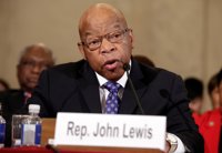 Trump acusa al congresista John Lewis de "mentir" sobre la toma de posesión