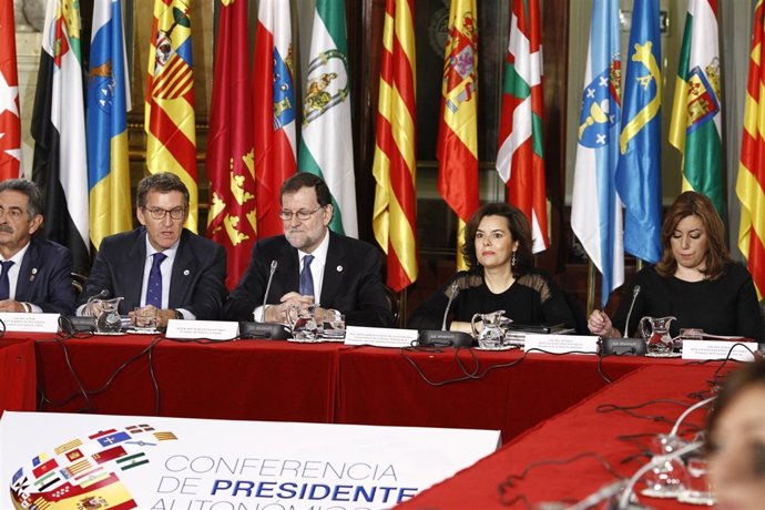 Rajoy preside la primera sesión de trabajo de la Conferencia de Presidentes