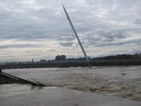 La punta máxima de la crecida ordinaria del Ebro llega a Novillas (Zaragoza)