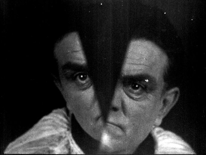Fotograma de 'Coquille et le clergyman'