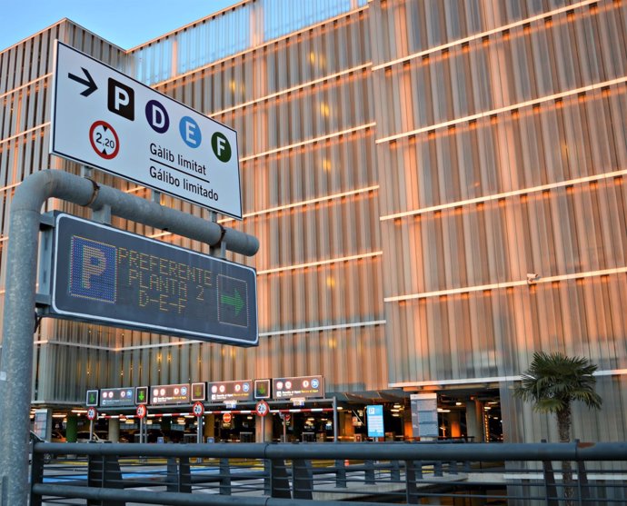 Parking preferente en la T1 del Aeropuerto de Barcelona