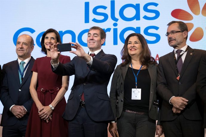 Clavijo asiste a la inauguración de FITUR 