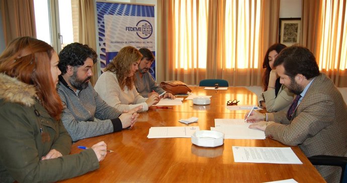 Firma de la revisión salarial del convenio de comercio del automóvil