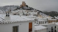 La ola de frío cubre de nieve varios pueblos del norte de Almería