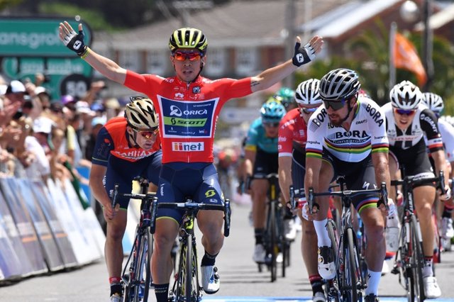 Caleb Ewan gana la tercera etapa del Tour Down Under 