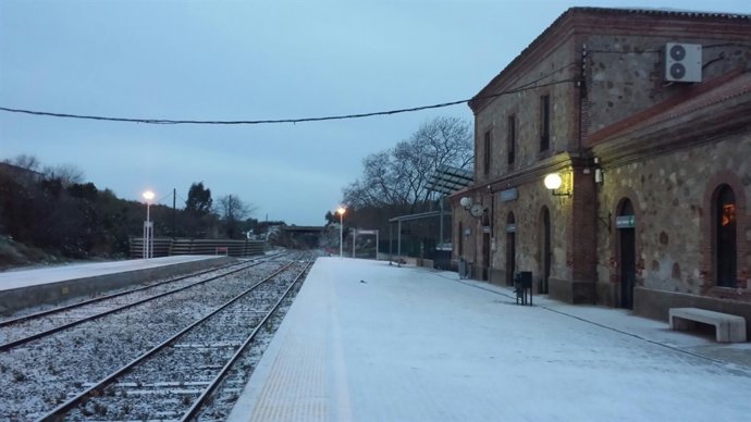 Nieve en la estación de tren de Guadalcanal.