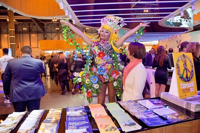Un Drag Queen anticipa el Carnaval de Las Palmas de Gran Canaria