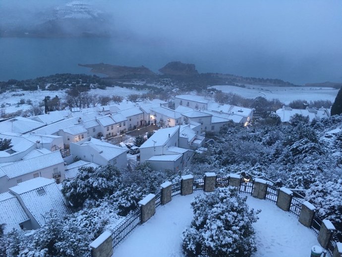 Zahara de la Sierra nevada