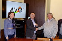 La Asociación de Feriantes de Málaga dona a AVOI del Hospital Materno 5.000 euros