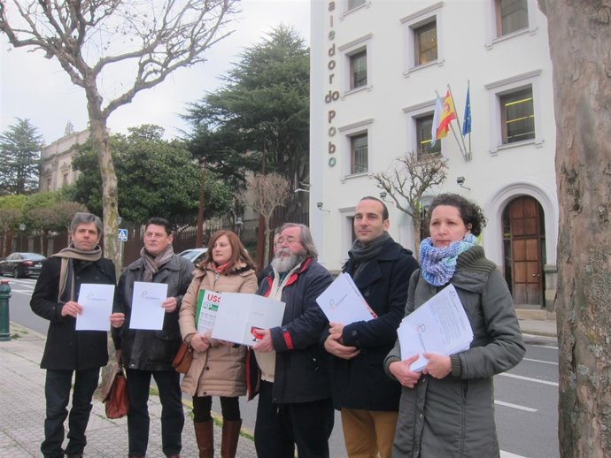 Entrega de firmas para blindar las pensiones