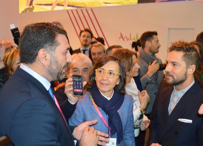 Francisco Javier Fernández, Rosa Aguilar y David Bisbal en Fitur